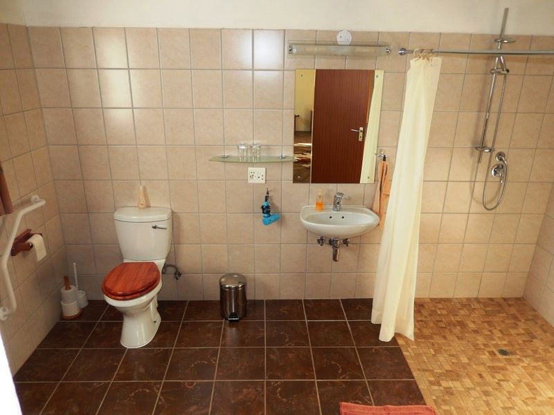 Dornhuegel Guestfarm Hotel Grootfontein ภายนอก รูปภาพ