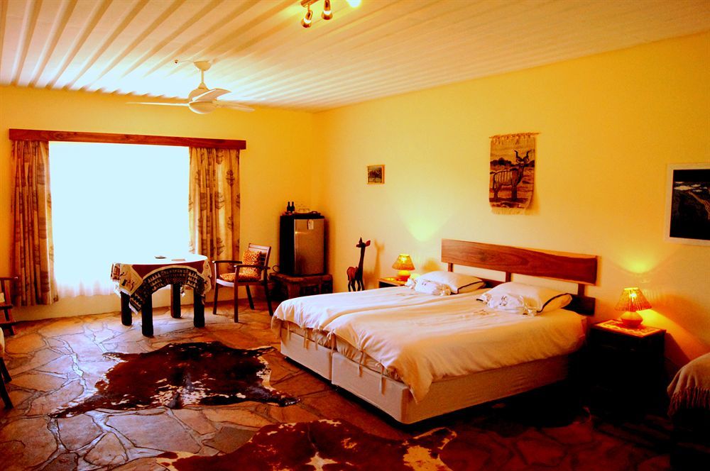 Dornhuegel Guestfarm Hotel Grootfontein ภายนอก รูปภาพ